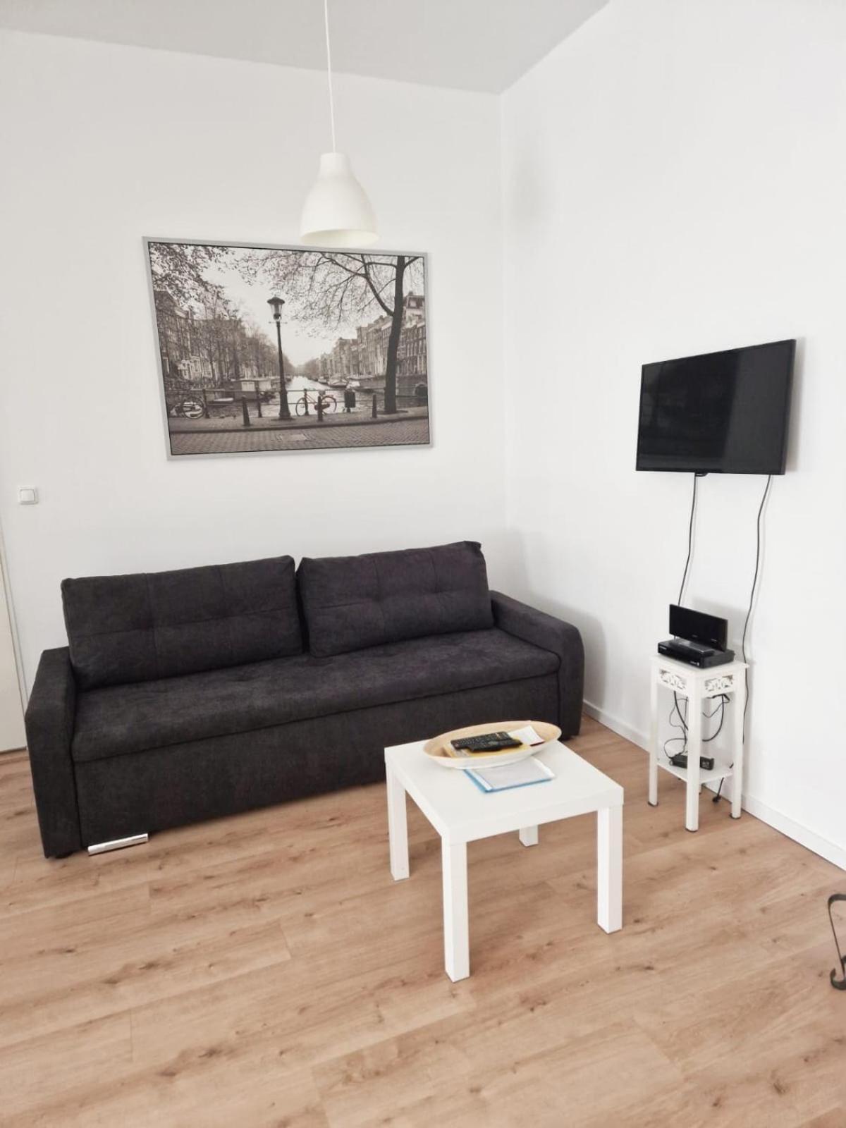 L30 Neukoelln * Berlijn